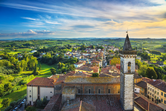 Vinci: If you wanted to create an archetypal Tuscan town, this is what it would look like.