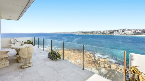 The North Bondi sub-penthouse at the end of Ben Buckler sold to the penthouse owner David Paradice.