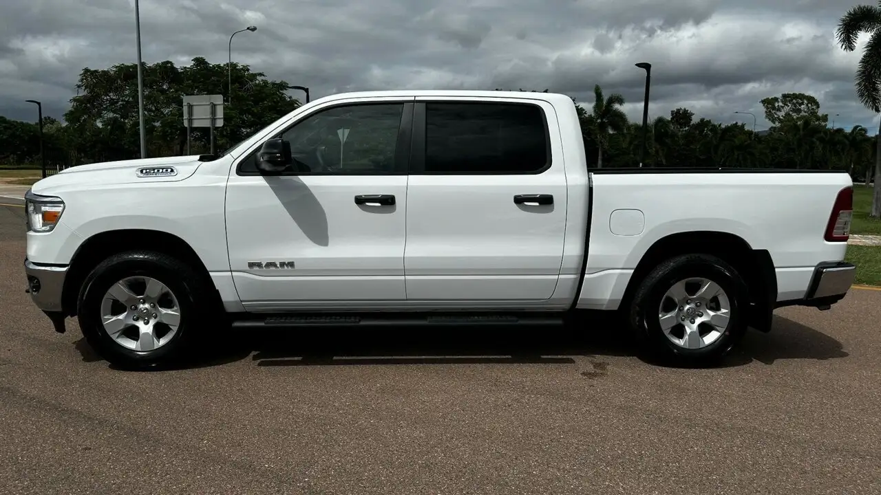 969553130 - RAM 1500 DT Big Horn Utility Crew Cab SWB 4dr Auto 8sp 4x4 5.7i (5'7" Tub) [MY24]