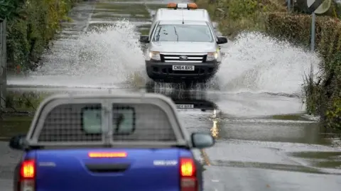 Cars splash 