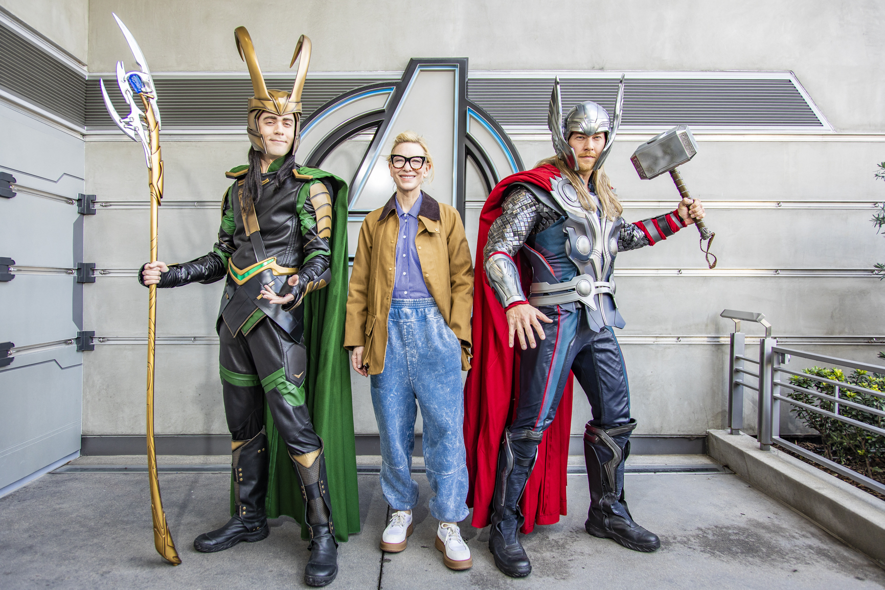 r/marvelstudios - Cate Blanchett AKA Hela encountered her brothers, Thor and Loki, in Avengers Campus at Disney California Adventure Park!