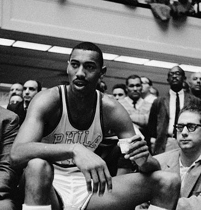 r/nba - Wilt Chamberlain holding a Cup