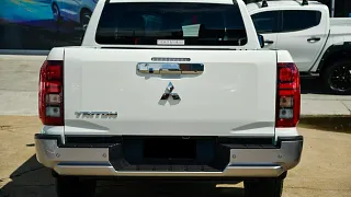 new Mitsubishi Triton 2.4L Diesel Dual Cab Ute 4XD QLD