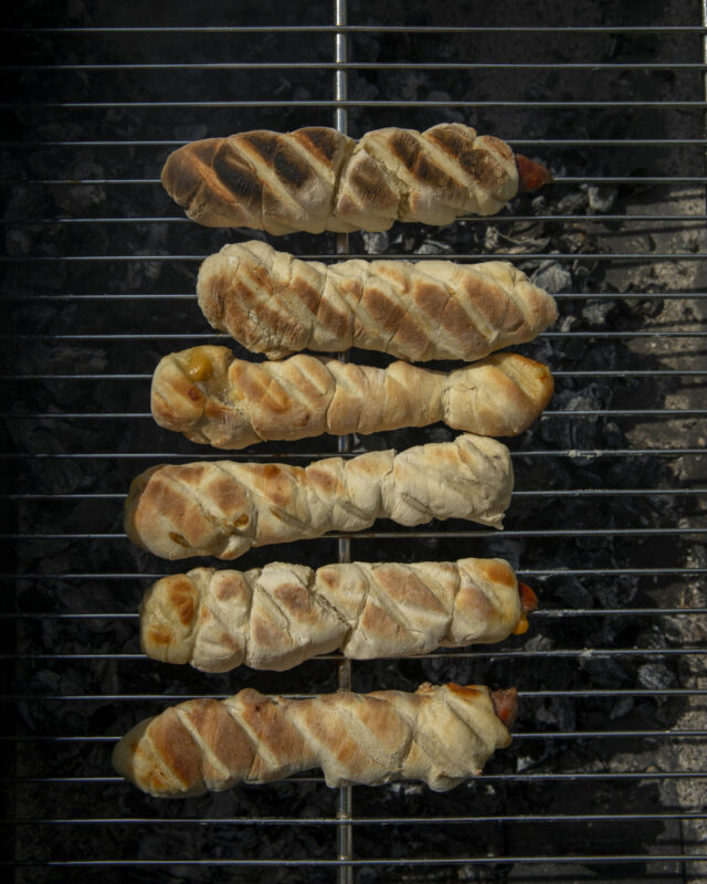 BOEREWORS SAUSAGE ROLLS