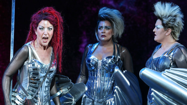 Opera Australia posts $4.9m loss, as shift to musicals draws audiences