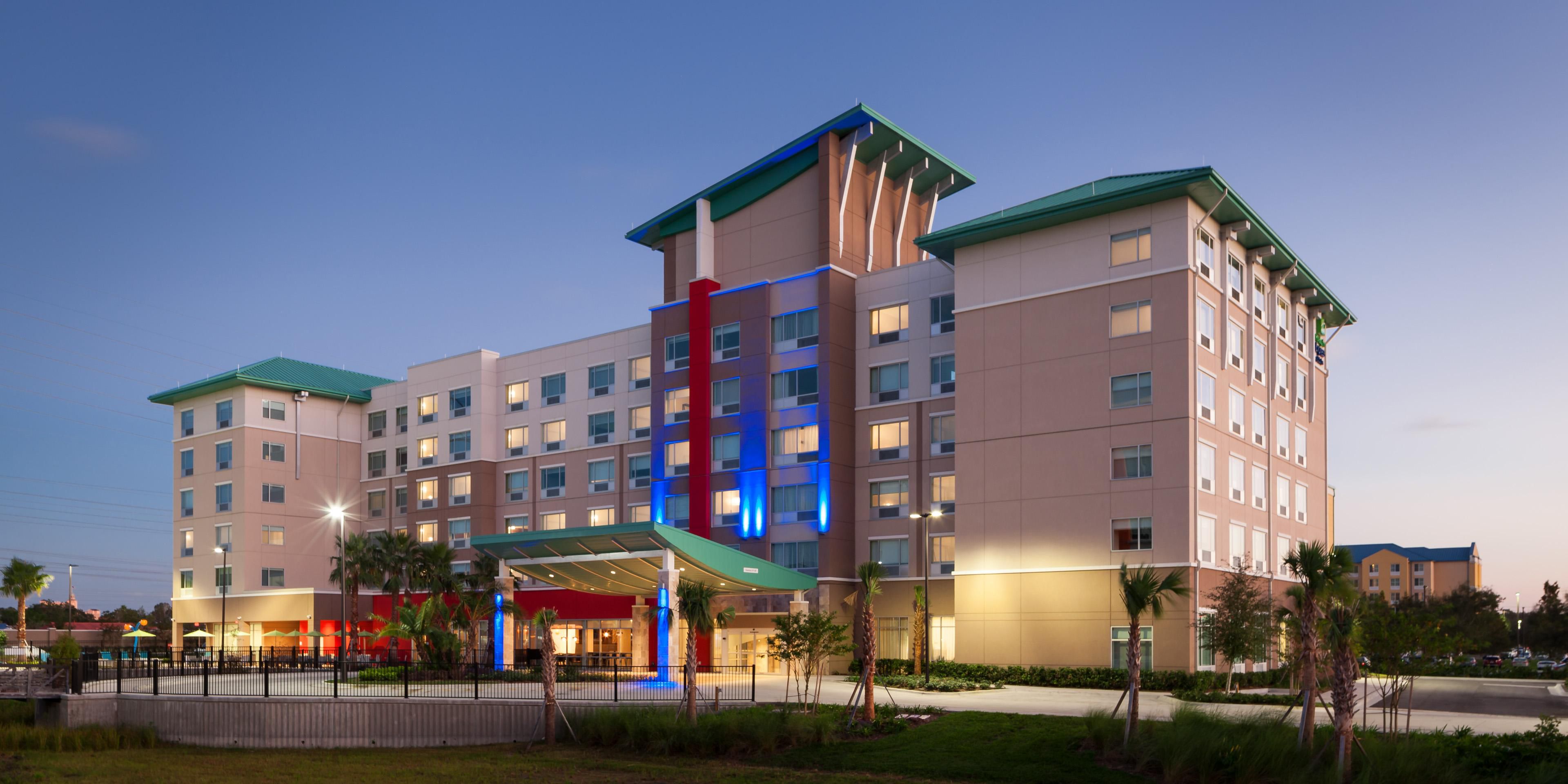 Holiday Inn Express & Suites Orlando At Seaworld