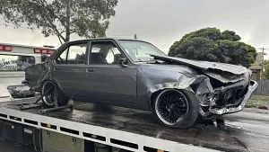 1975 Holden Torana meets tragic end after driver gets “impatient” at traffic lights