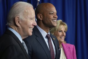 Wes Moore pauses for a photograph with President Joe Biden and First Lady Jill