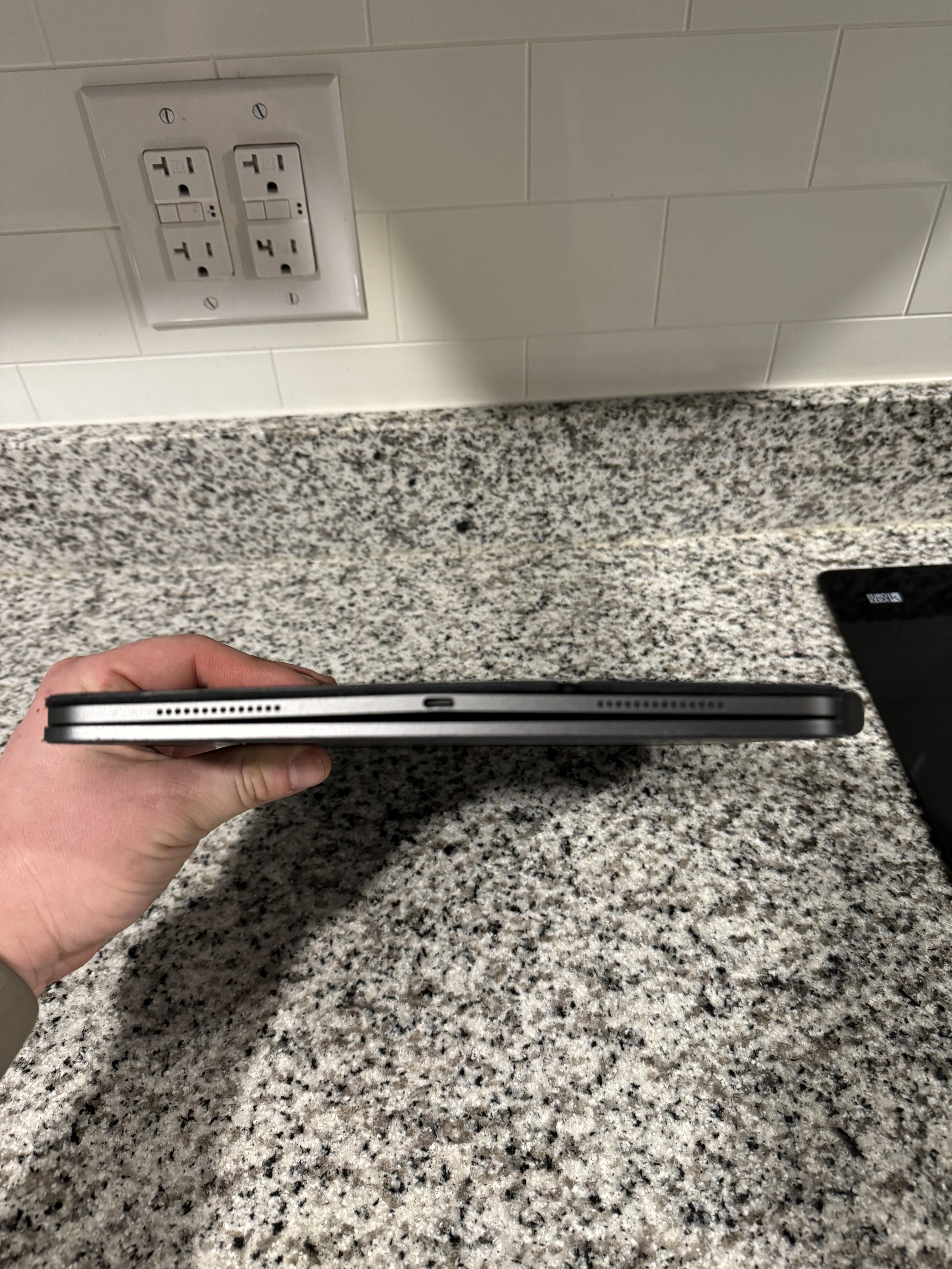 r/iPadPro - iPad Pro m4 13” Bend