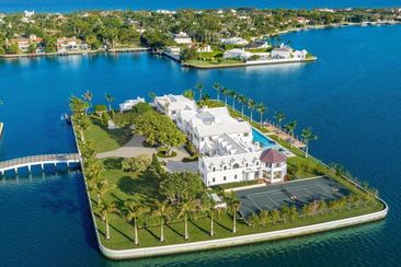 Domain real estate house home property mansion unusual luxury US island