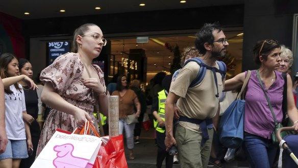 Retail spending rose in May thanks to early end-of-financial-year sales.