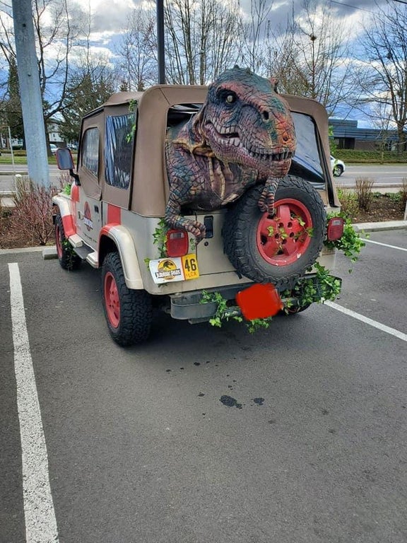 r/GTAGE - The ultimate Jurassic Park Jeep.