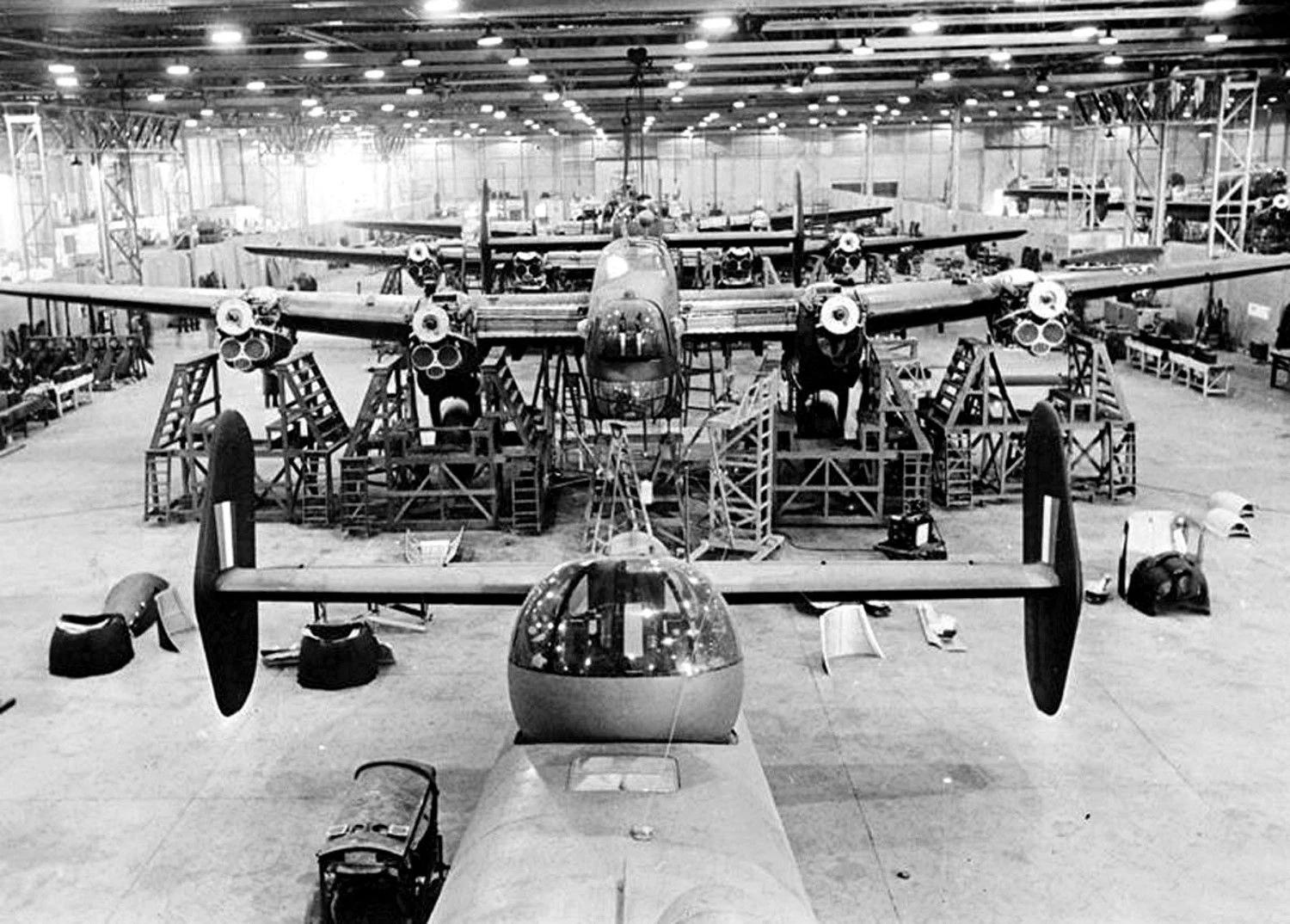 r/WWIIplanes - Halifax bombers being assembled at the Handley Page factory at Cricklewood, London.