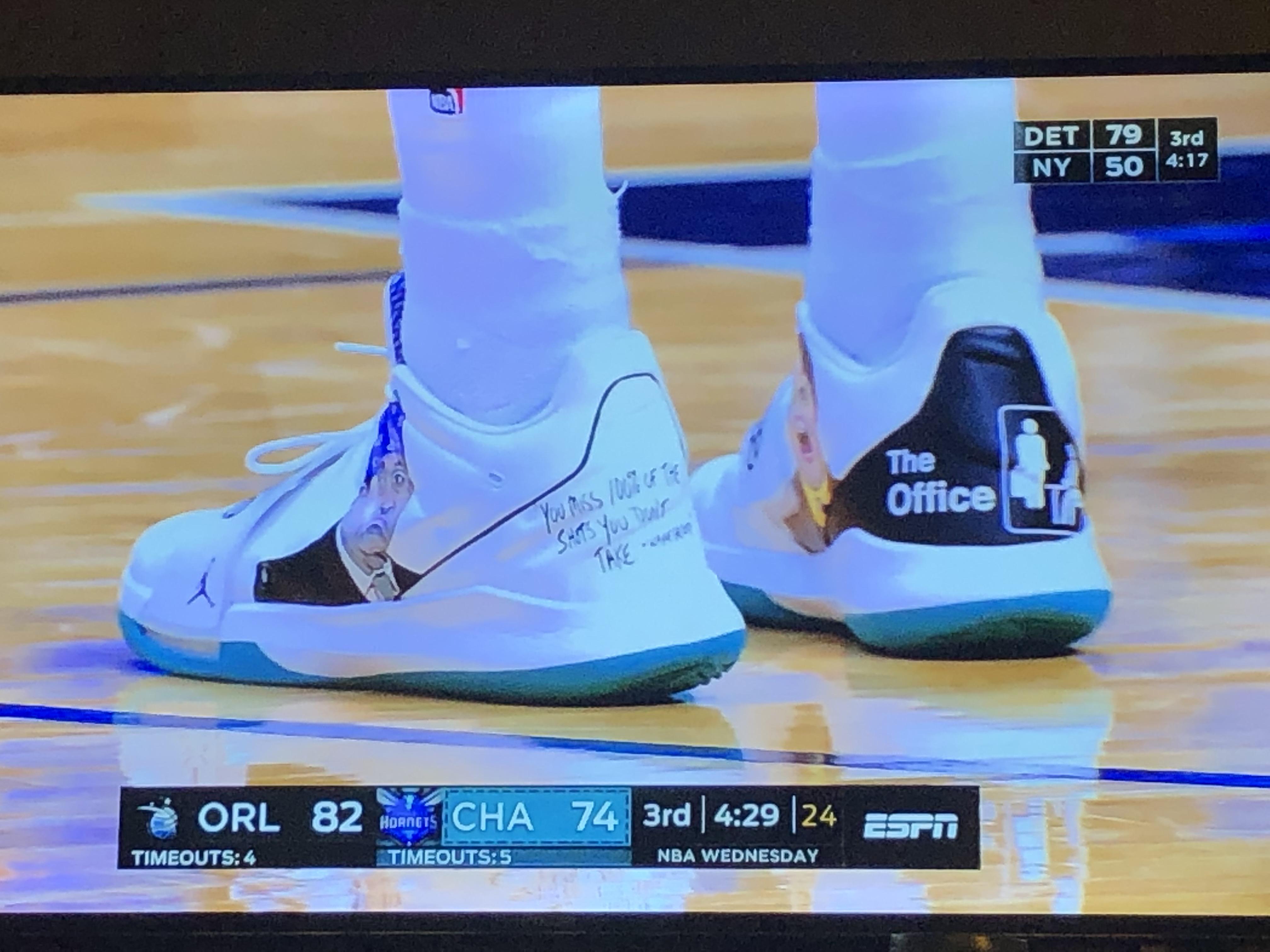 r/DunderMifflin - Frank Kaminsky was wearing these for the NBA regular season finale tonight