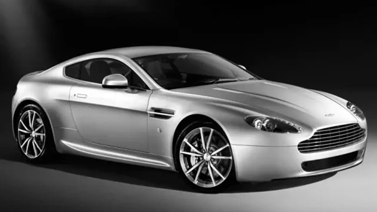 2011 ASTON MARTIN V8 VANTAGE