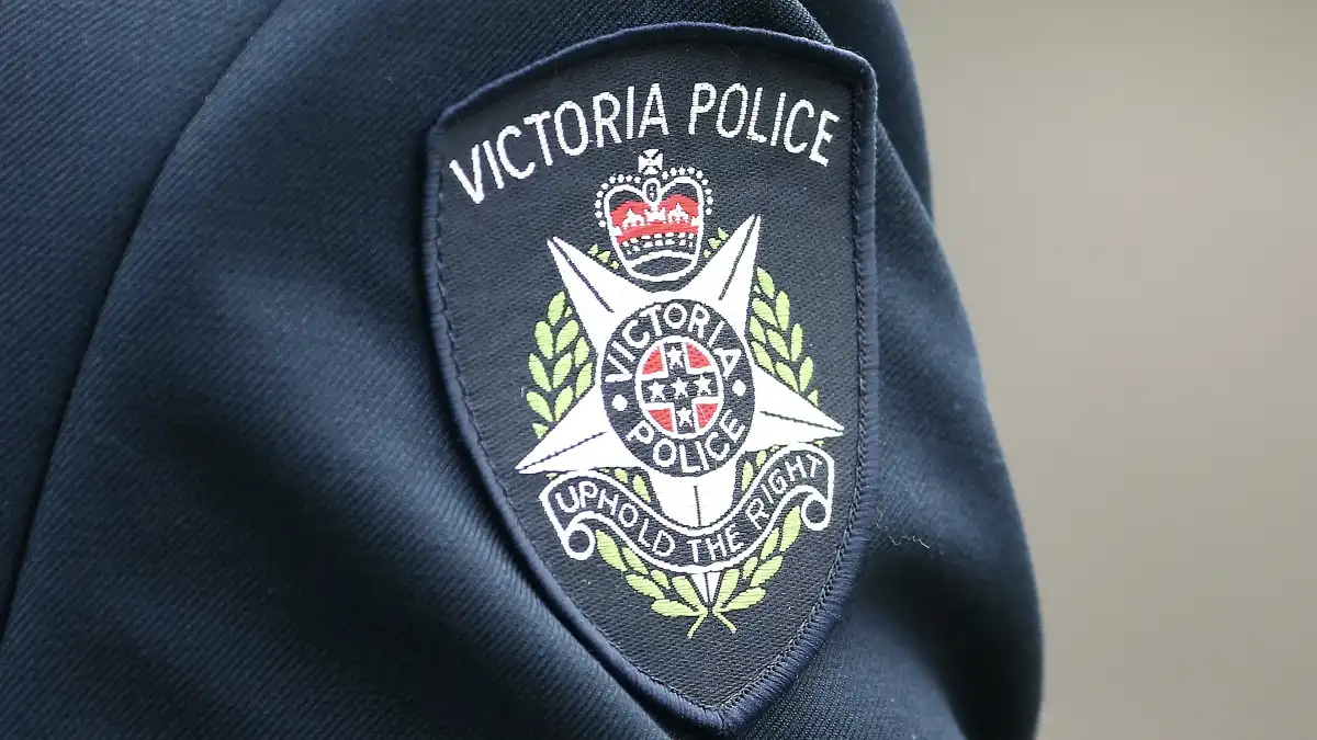 Police catch teenage girl gang accused of burglary, as Melbourne youth crime spirals