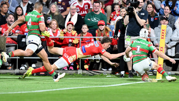 Jack Bostock scores the opening try of the game.