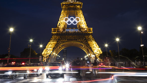 Paris kept to its Olympic vision, but changed its plans, organisers say.