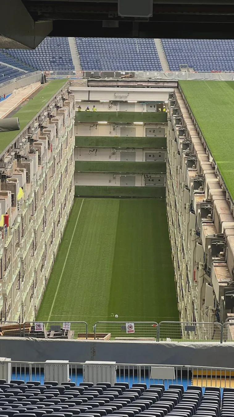 r/Damnthatsinteresting - Real Madrid's stadium has a four-storey underground greenhouse below the pitch. They store the pitch there when it isn't being used and keep it in perfect condition with fully automated air conditioning, irrigation, mowers, and LED lighting.