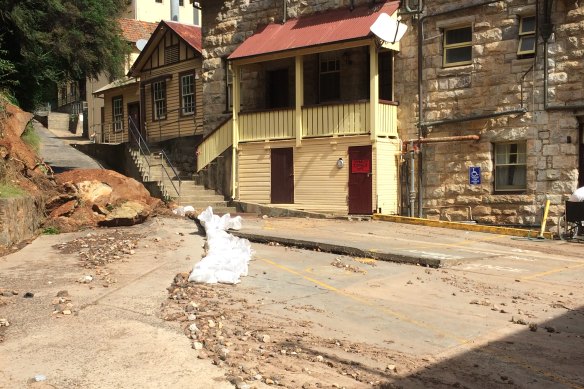 Catastrophic weather cuts off last road into Jenolan Caves