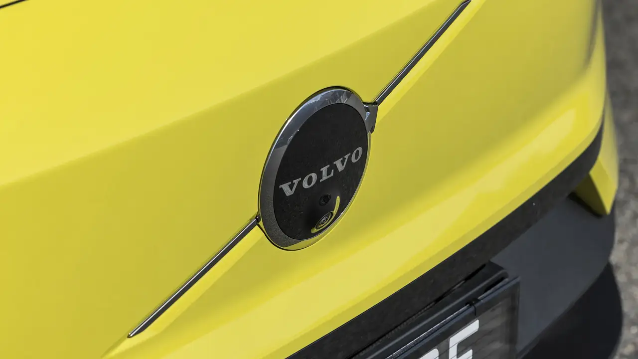 Volvo to launch electric vehicle battery passport – report