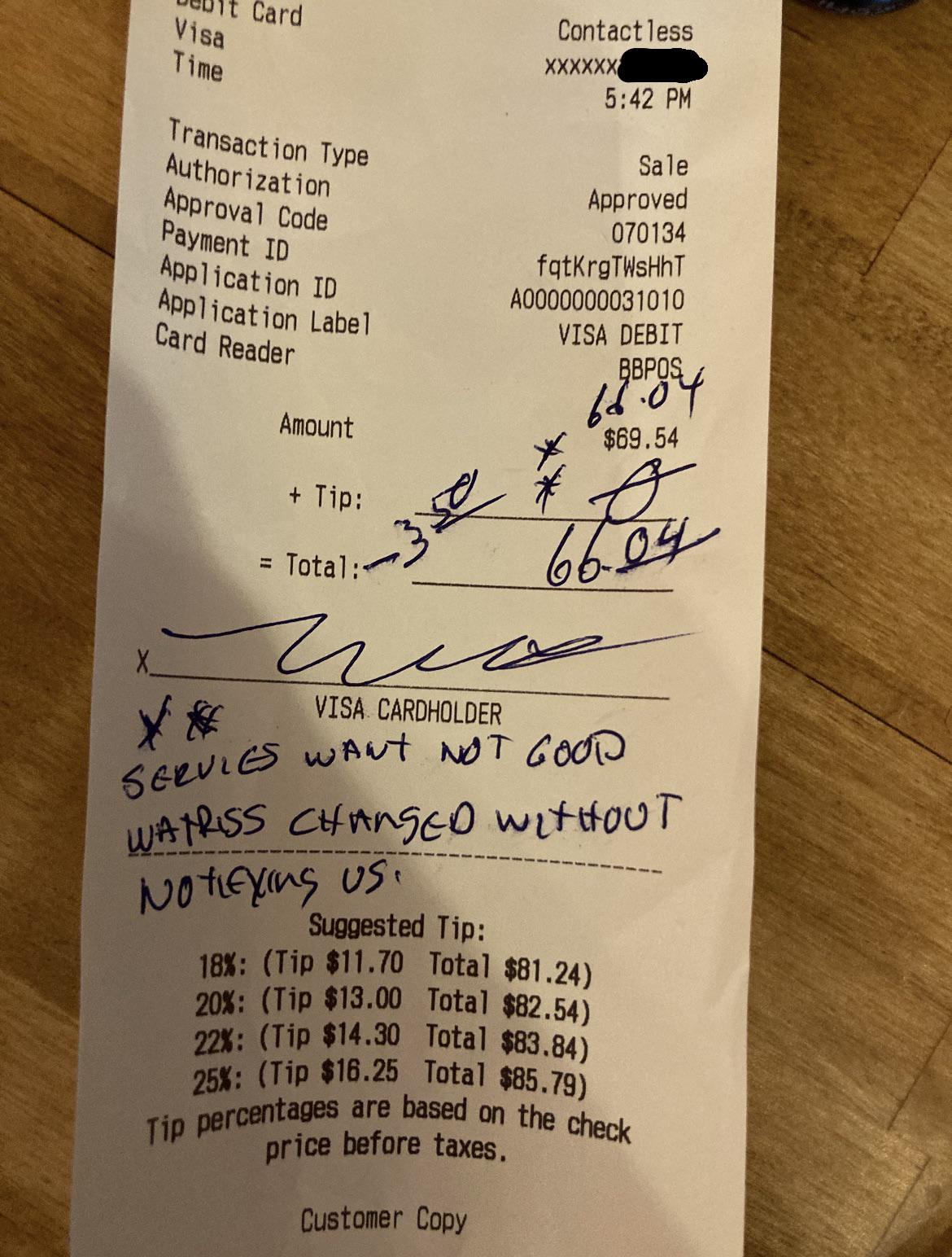 r/mildlyinfuriating - My coworker’s shift ended so I took over one of their tables. Customer did not like this and left a negative tip.