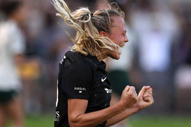 Claire Emslie #10 of Angel City FC celebrates after a goal in the first half of a game against the Portland Thorns at BMO Stadium on October 15, 2023 in Los Angeles, California. (Photo by Katharine Lotze/Getty Images)