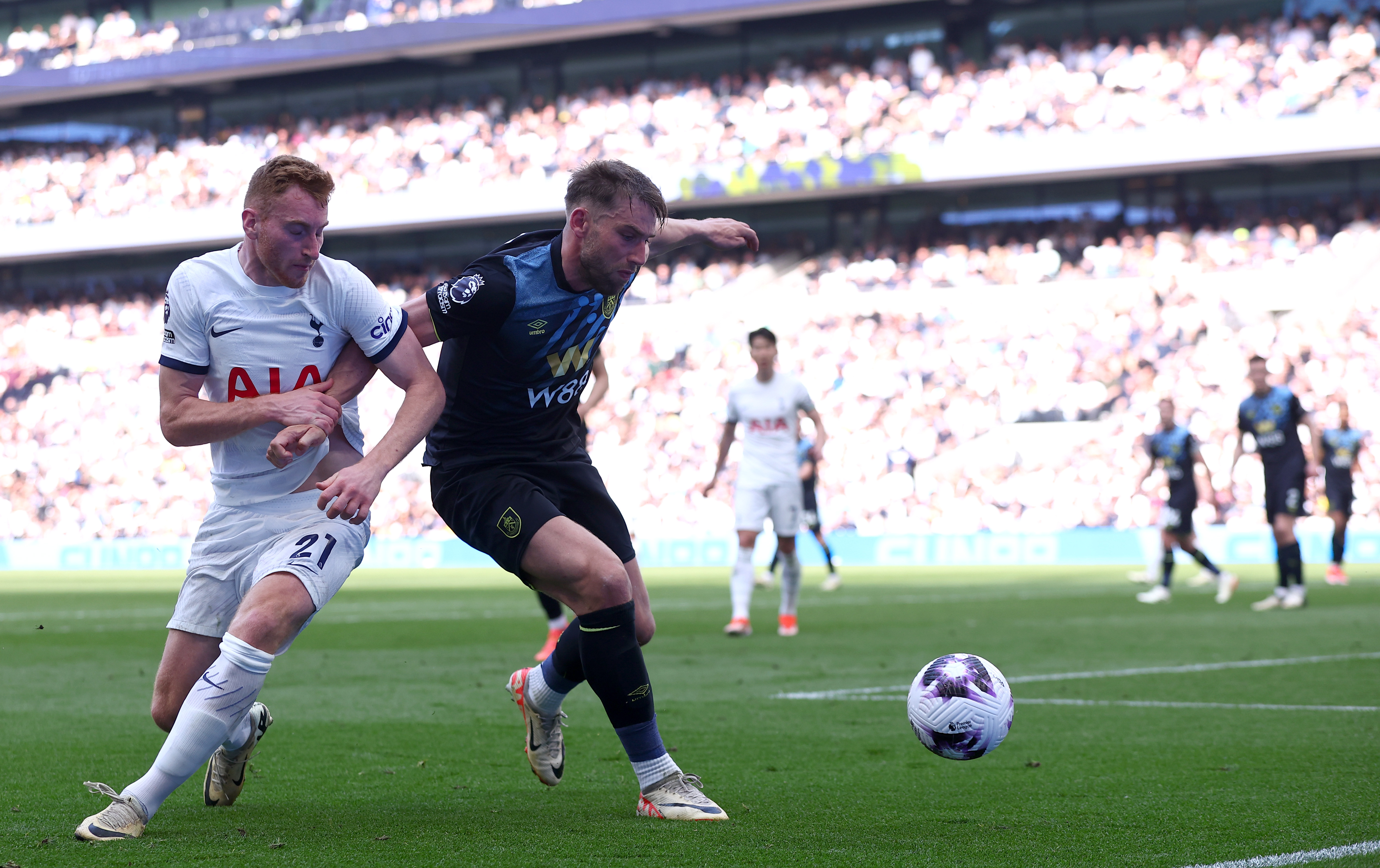 Tottenham Hotspur v Burnley FC - Premier League