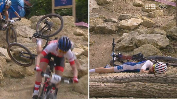 French rider Loana Lecomte has been involved in a brutal crash in the women's cross-country mountain bike race. © International Olympic Committee