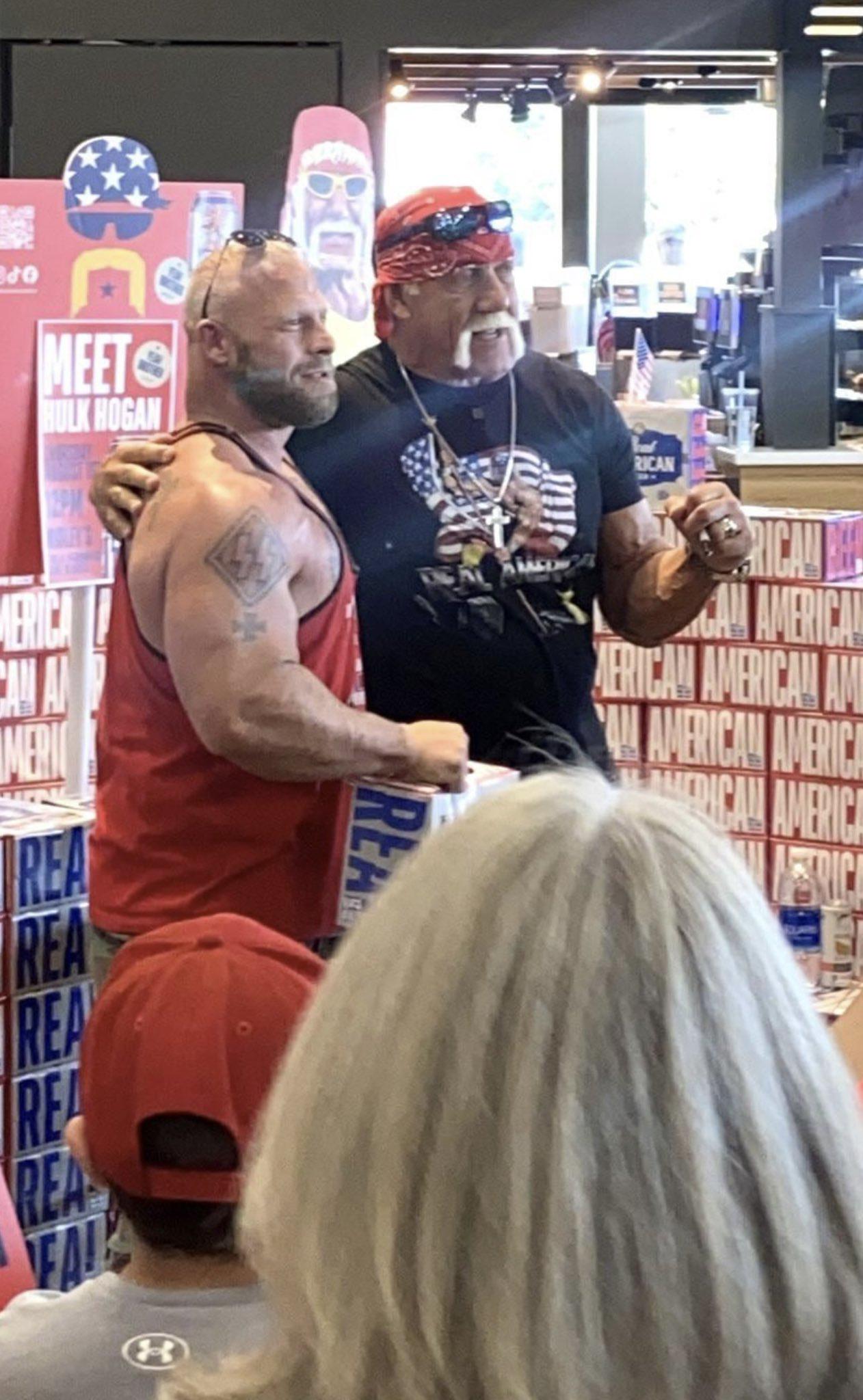 r/pics - Hulk Hogan posing with a neo nazi