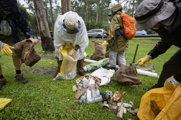 Clean Up Australia Day volunteers in West Pennant Hills on Friday.