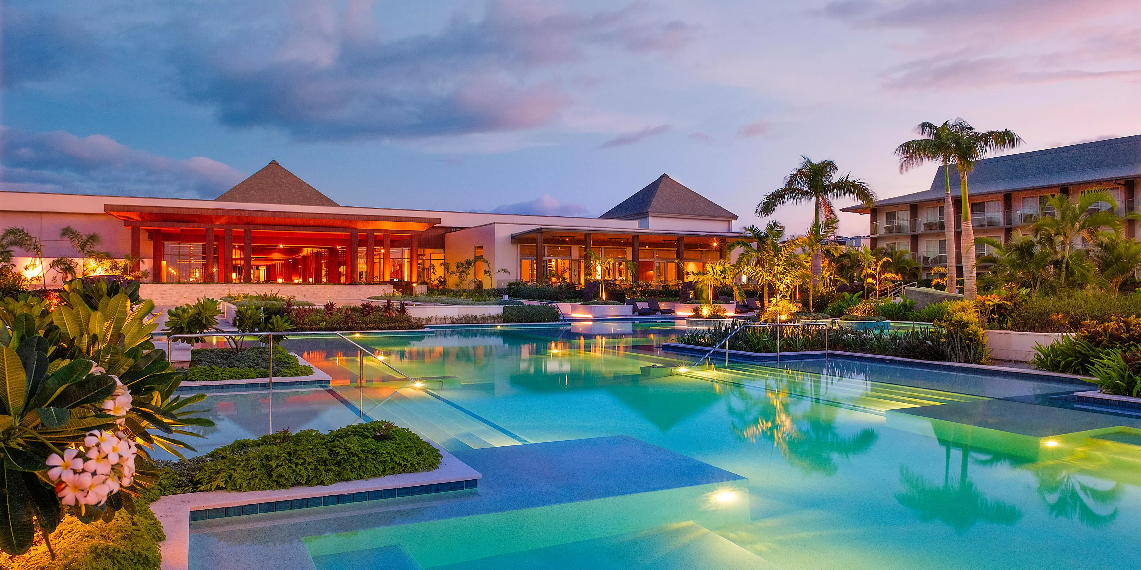 Crowne Plaza Fiji Nadi Bay Resort & Spa