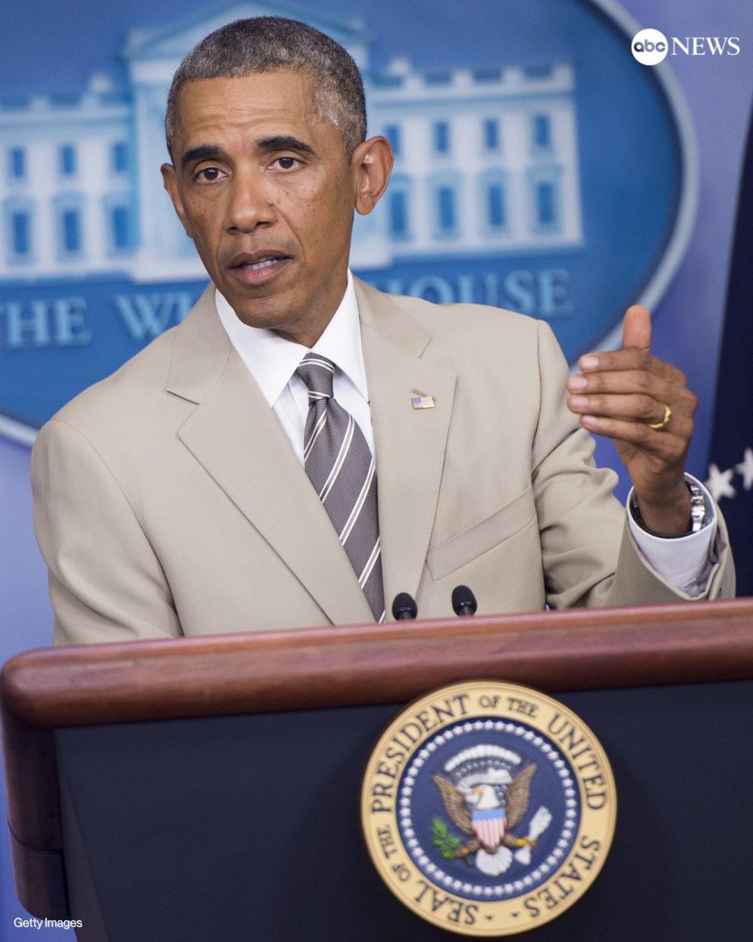 r/pics - Ten years ago today, Obama wore a tan suit. And conservatives lost their ever loving minds. 