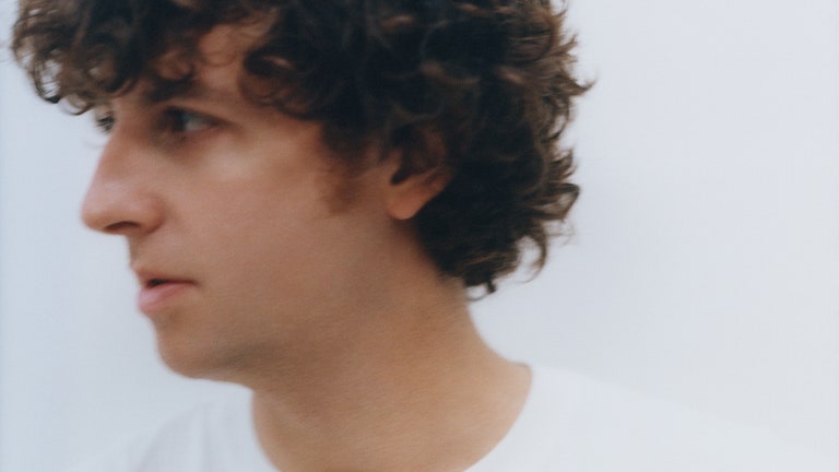 Jamie xx Enlists Panda Bear, Kelsey Lu, and John Glacier for New Song “Dafodil”