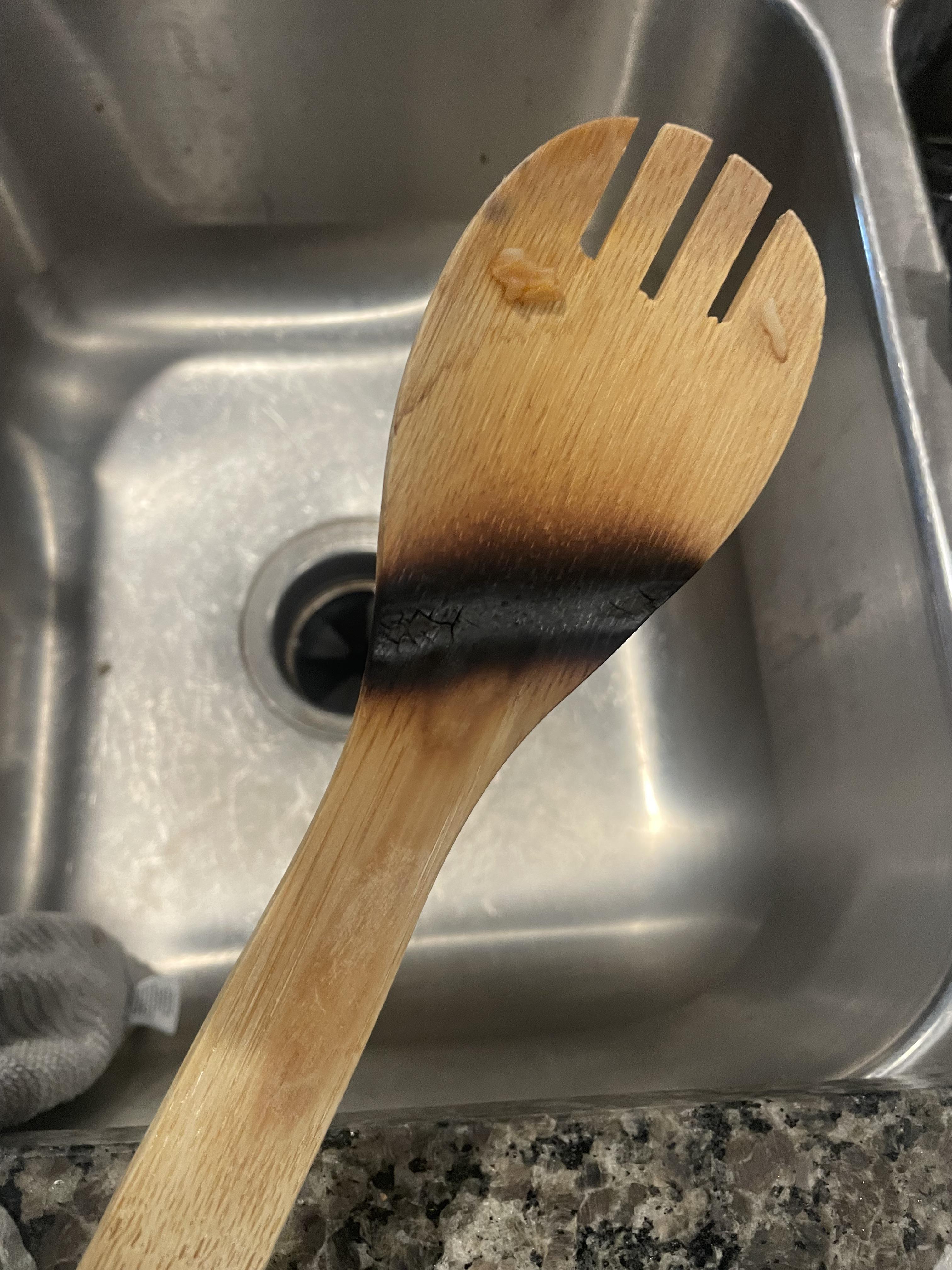 r/mildlyinteresting - Spoon fell on dishwasher heating element and now my whole house smells like BBQ