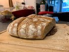 r/Breadit - What’s going on with this loaf?