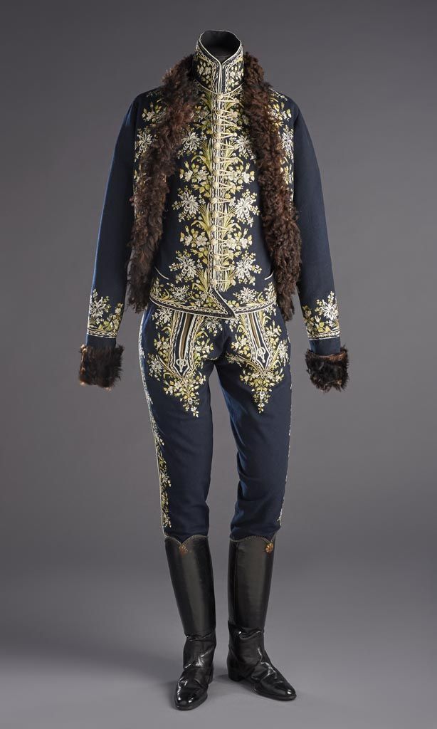 r/hungary - A man's outfit from Hungary, made of dark blue felt and brown lamb's fur. 1770-80 CE, now housed at the Museum of Applied Arts in Budapest [614x1024]