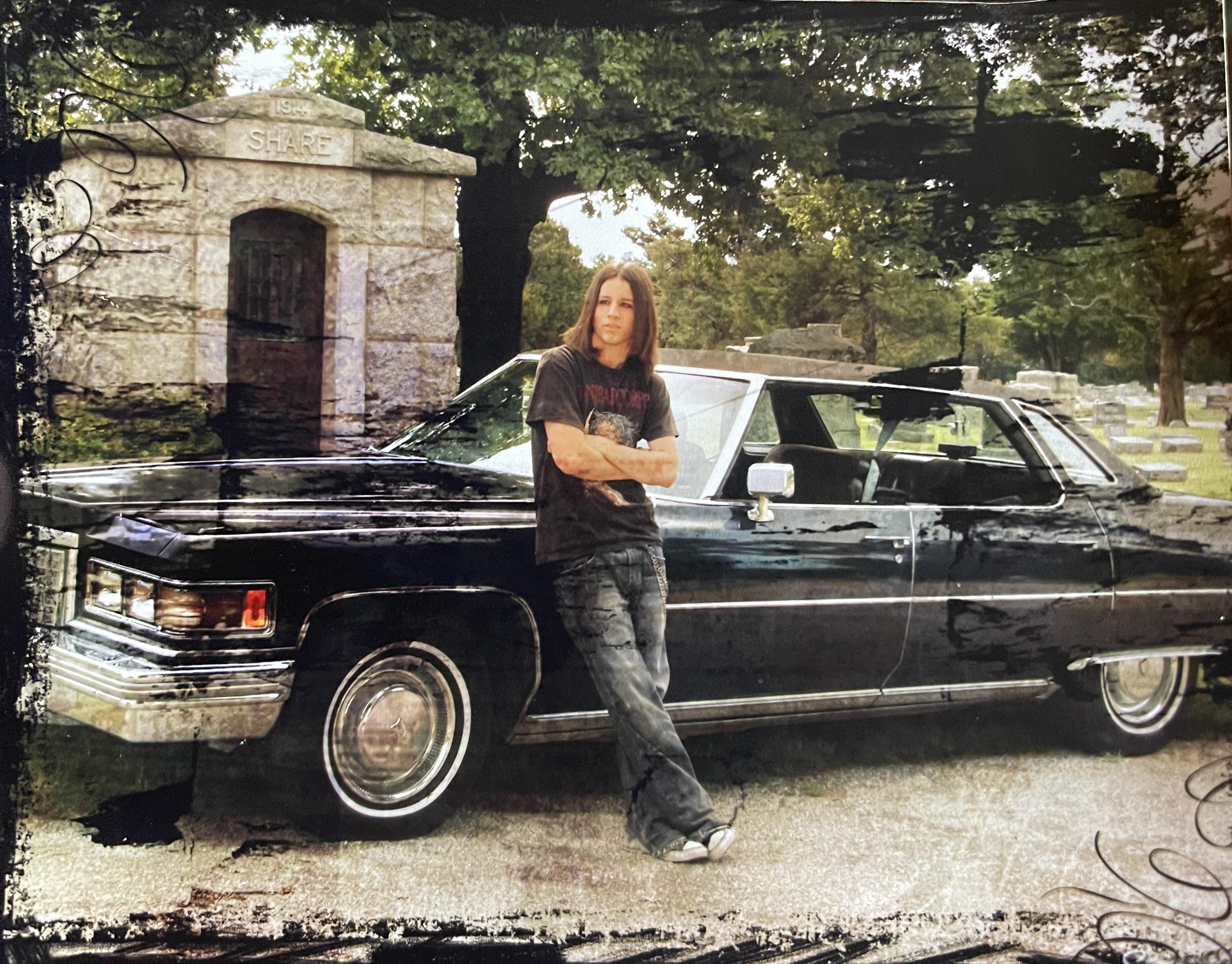 r/blunderyears - 2008 senior photo in the cemetery with my 1976 Cadillac.🤘🪦☠️