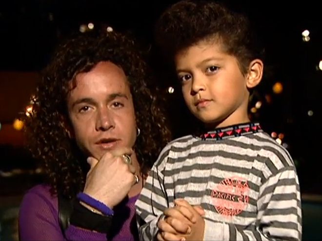 r/OldSchoolCool - Bruno Mars being interviewed by Pauly Shore on his MTV show. 1992.