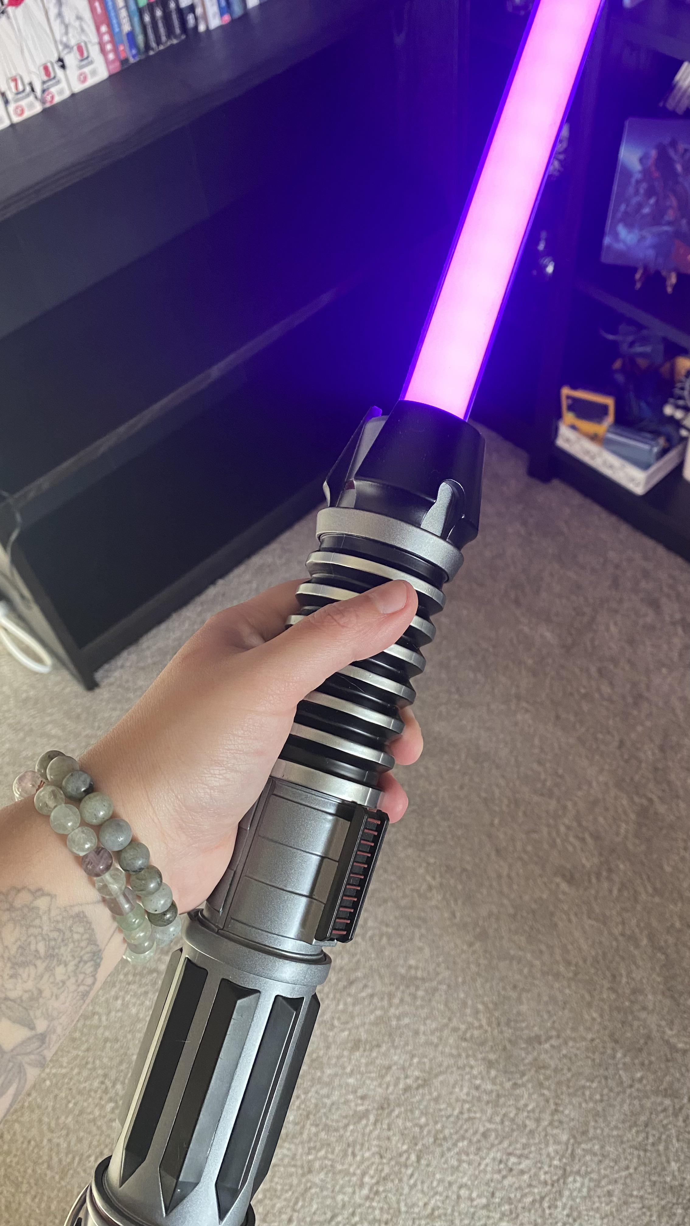 r/notinteresting - i am agender aroace and i have a lightsaber