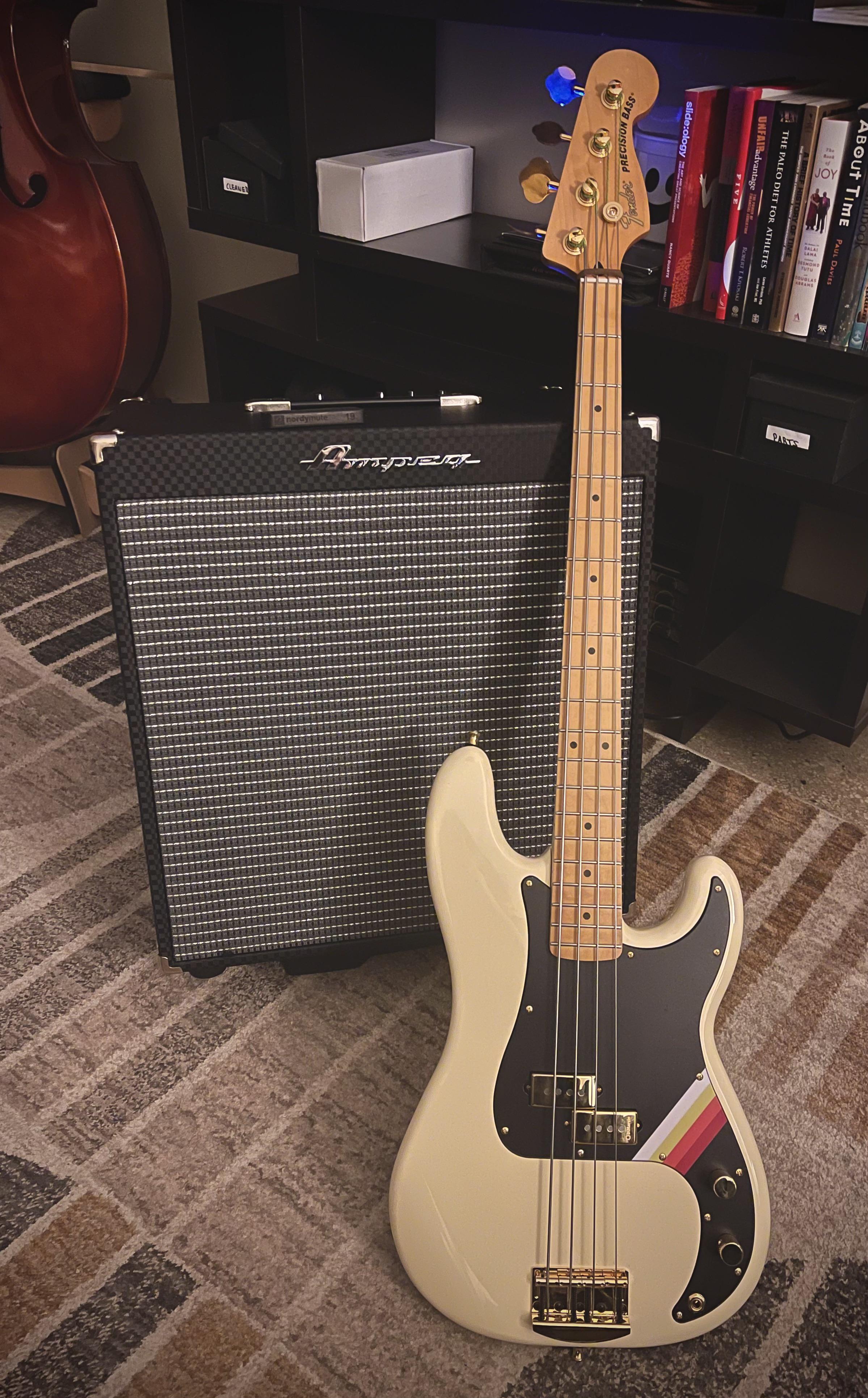 r/BassGuitar - Is there anything more classic than a P bass through an Ampeg with a 1x15?