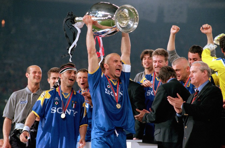 r/chelseafc - Gianluca Vialli. Certified Chelsea legend.