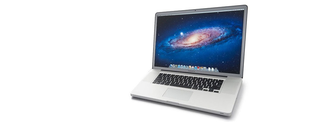 Apple 17" Quad-Core i7 MacBook Pro