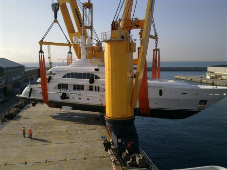 M/Y Helix