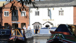 The Swan pub at Fradley Junction