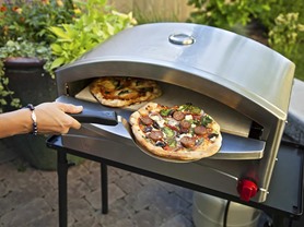 Camp Chef Outdoor Pizza Oven With 5-Piece Bonus Kit