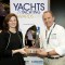 Nigel Craine, Marine OEM sales & product manager di Garmin International, è premiato con l’Innovation Awards 2015 durante il London Boat Show.