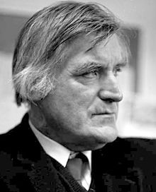 Ted-Hughes-March1993.jpg