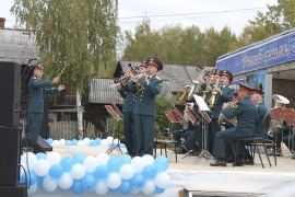 Оркестр Военной академии РХБ защиты им. Маршала Советского Союза С.К. Тимошенко провел творческие встречи с жителями города Мантурово Костромской области