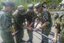 С курсантами Вольского филиала Военной академии МТО проведено практическое занятие по эксплуатации модульных палаток